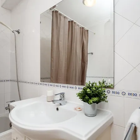 Bicos By Apartment Albufeira